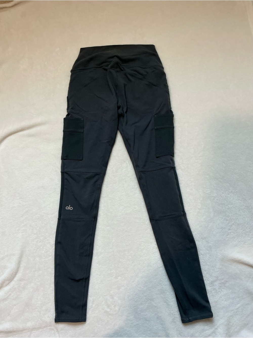 ALO Yoga Kids Black Cargo Pocket Leggings
